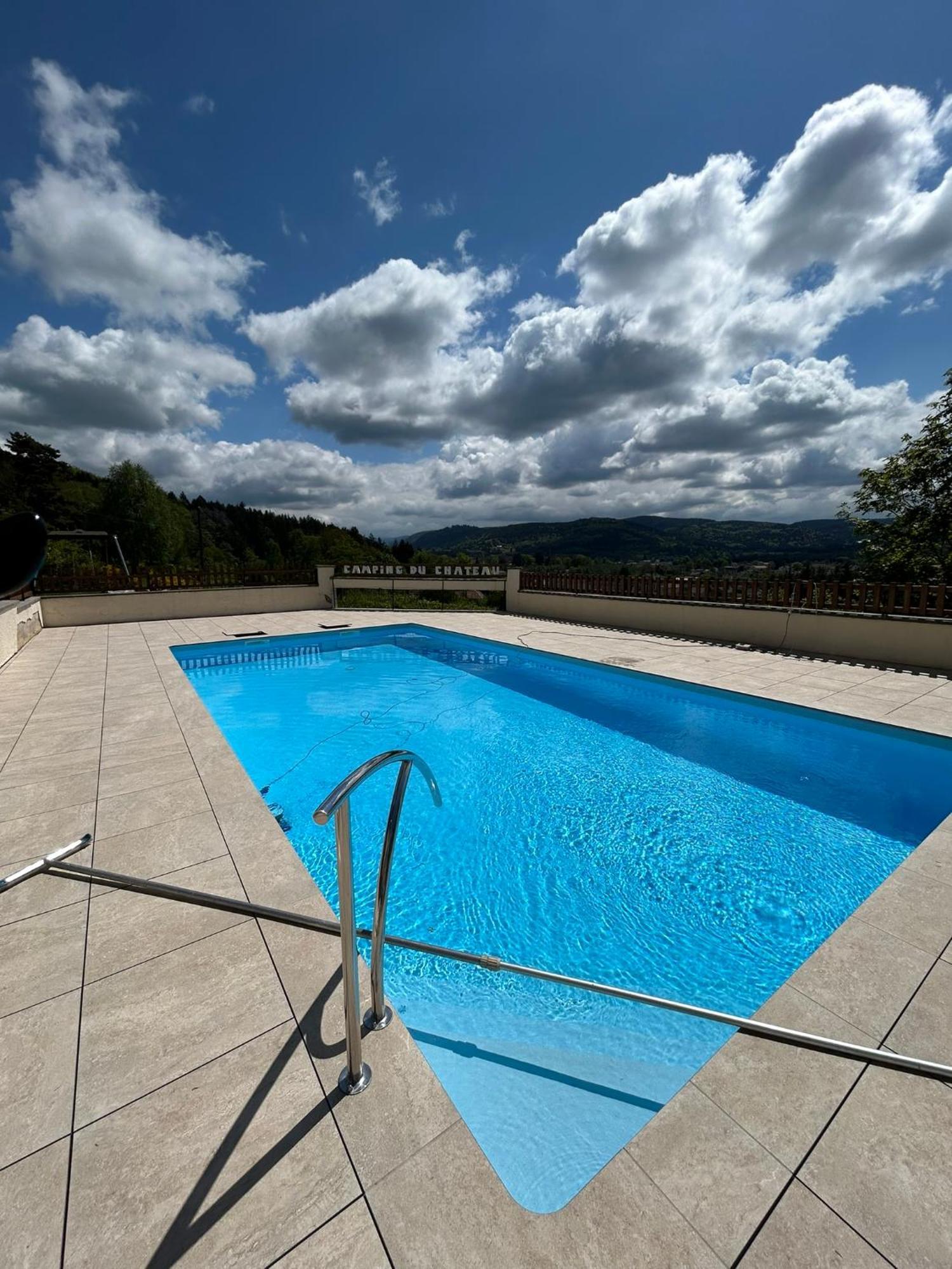Camping Du Chateau Granges-sur-Vologne Buitenkant foto